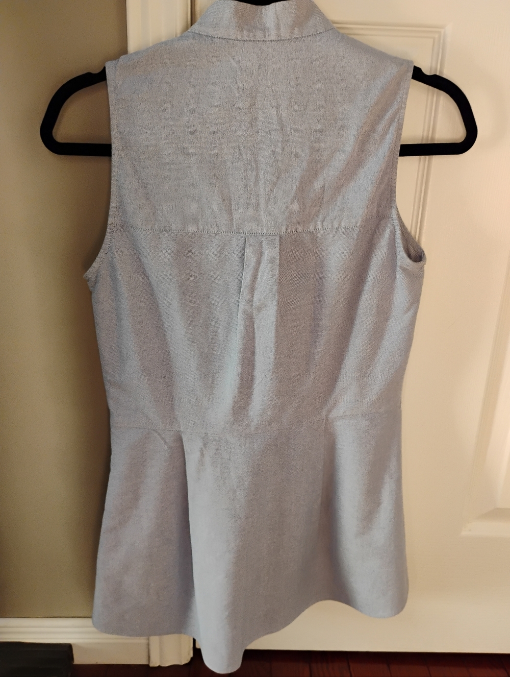 Veronica Beard tie up peplum sleeveless denim style top